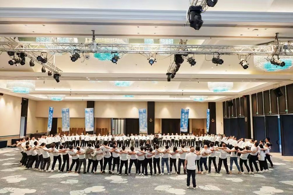 <b>国动集团--唱响国动之歌主题团建（非洲鼓&旱地冰壶）</b>